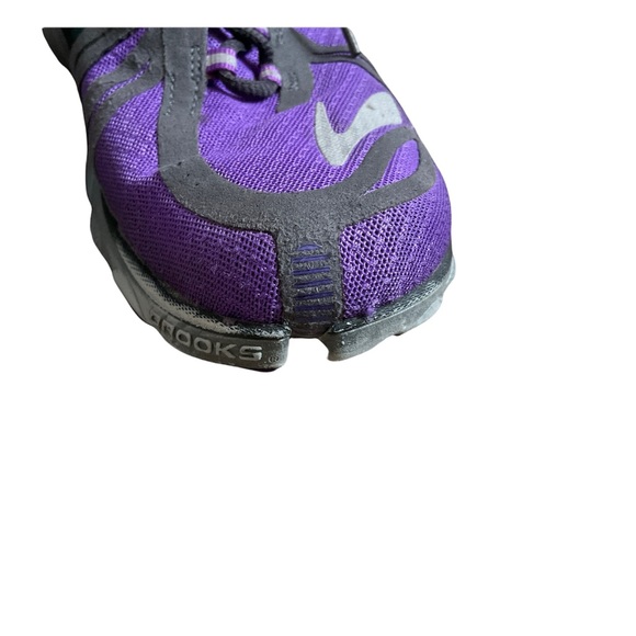 Brooks Cadence Running Sneaker - Picture 2 of 8
